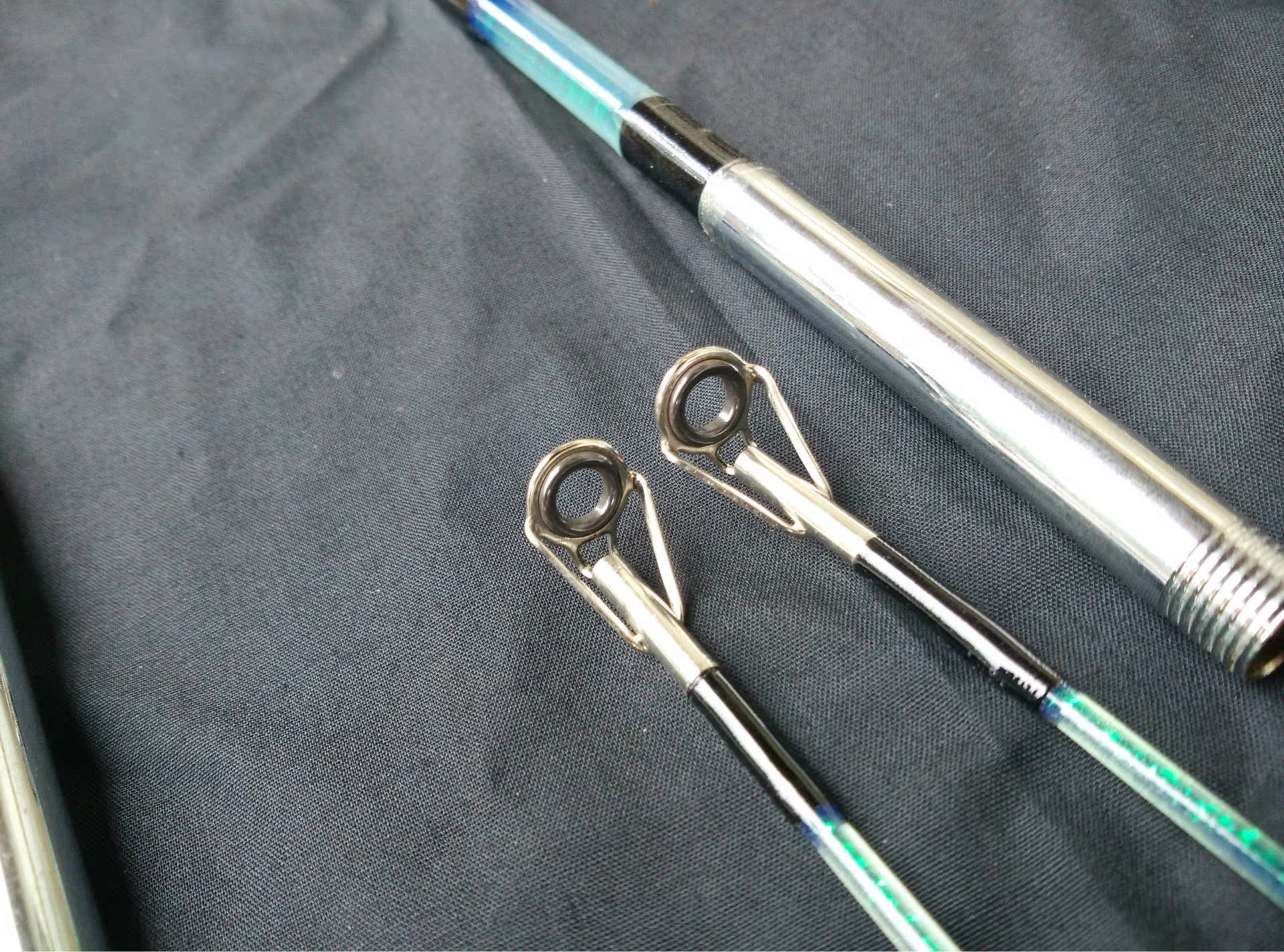 批发玻璃钢插接竿透明加线螺丝路亚竿实心纤维鱼竿渔具