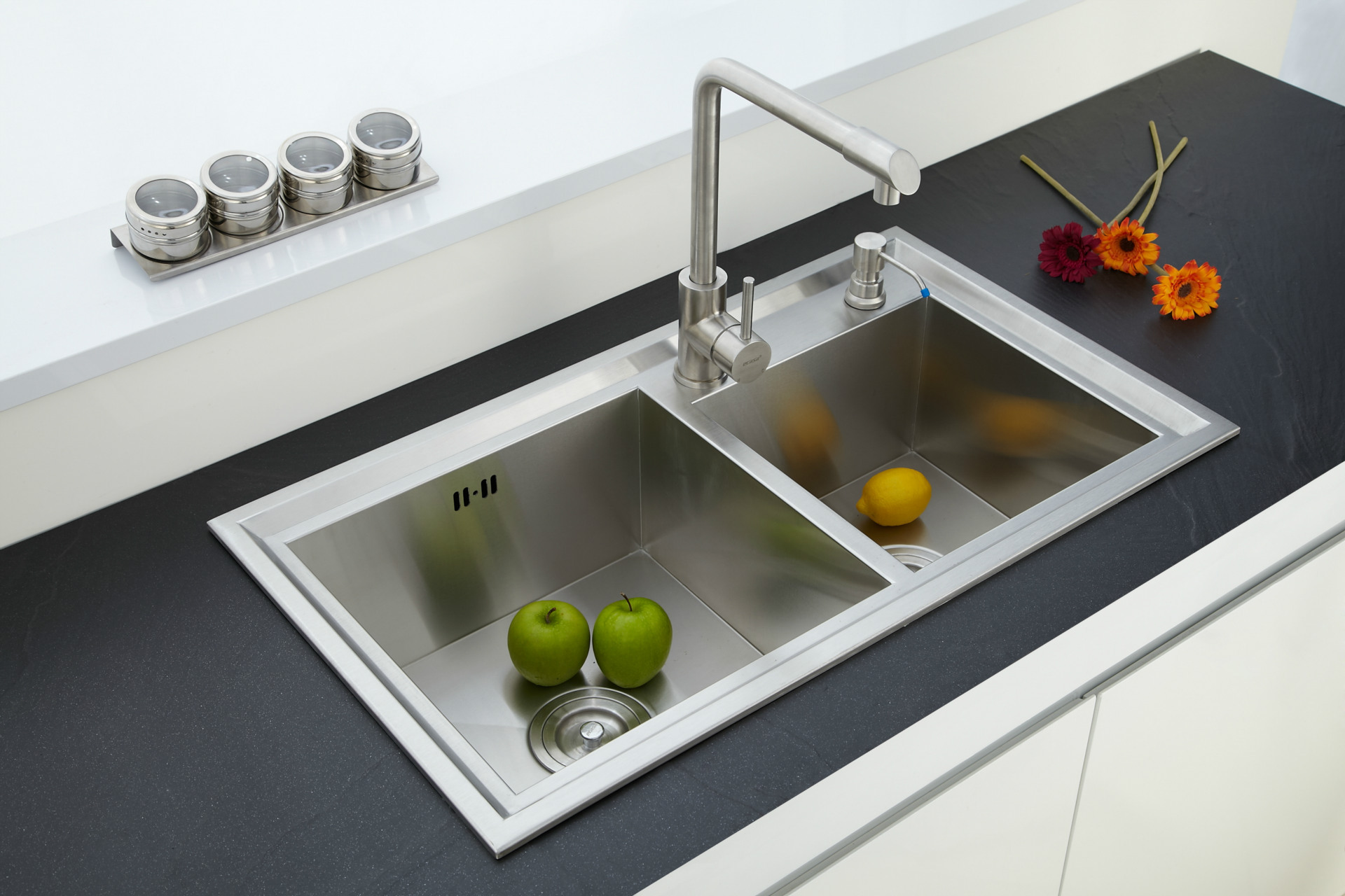 厂家直供美式款304不锈钢水槽直角双盆台上洗菜池厨房洗碗盆208t