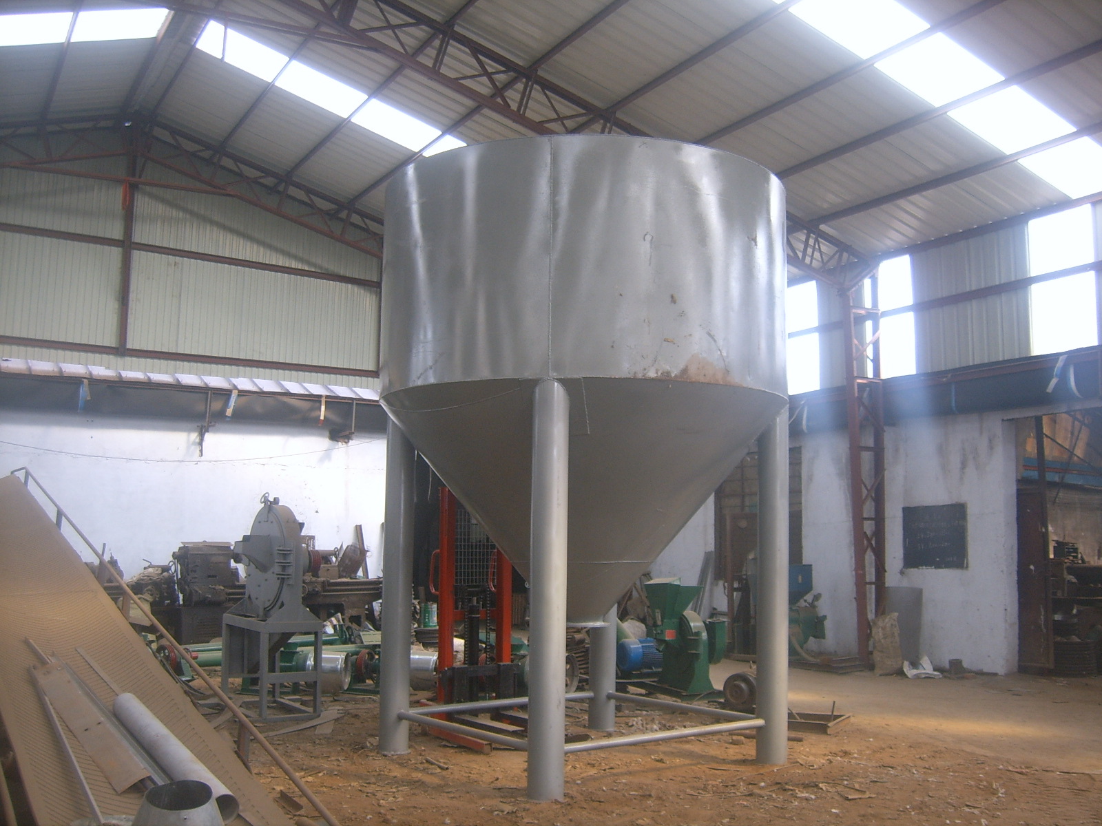 定做各种规格粮仓