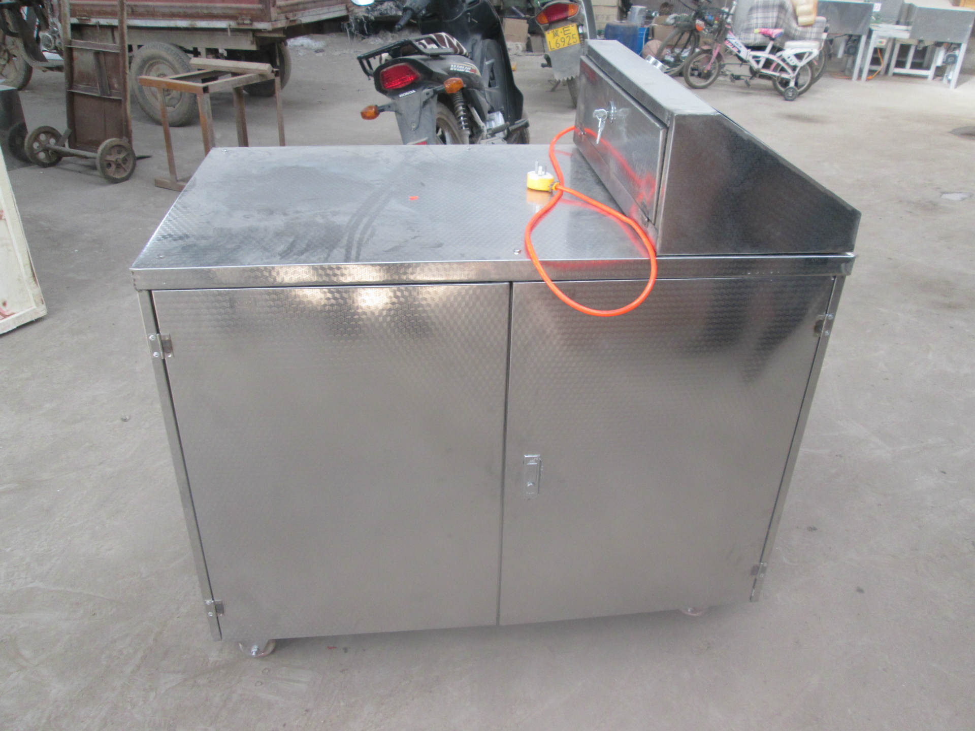 全自动杀鱼机_全自动杀鱼机,宰鱼机,脱鱼鳞机