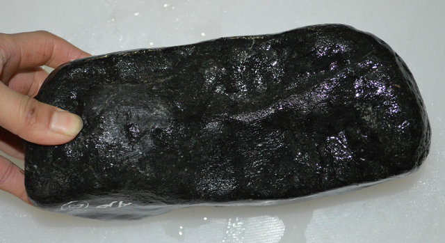 【多利多赌石】赌石翡翠原石 黑乌沙皮翡翠赌石料子重3.65kg