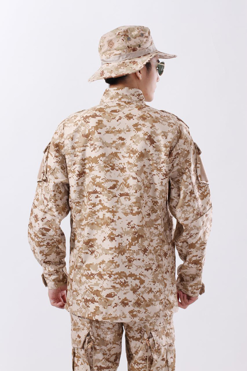 批发外军迷彩服套装户外休闲沙漠数码特种兵