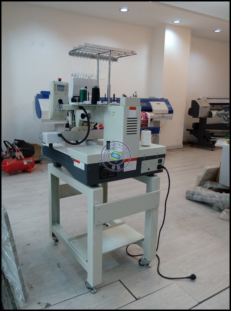 12针单头电脑金片绣花机 高速金片绣花机 全自动多功能电脑绣花机