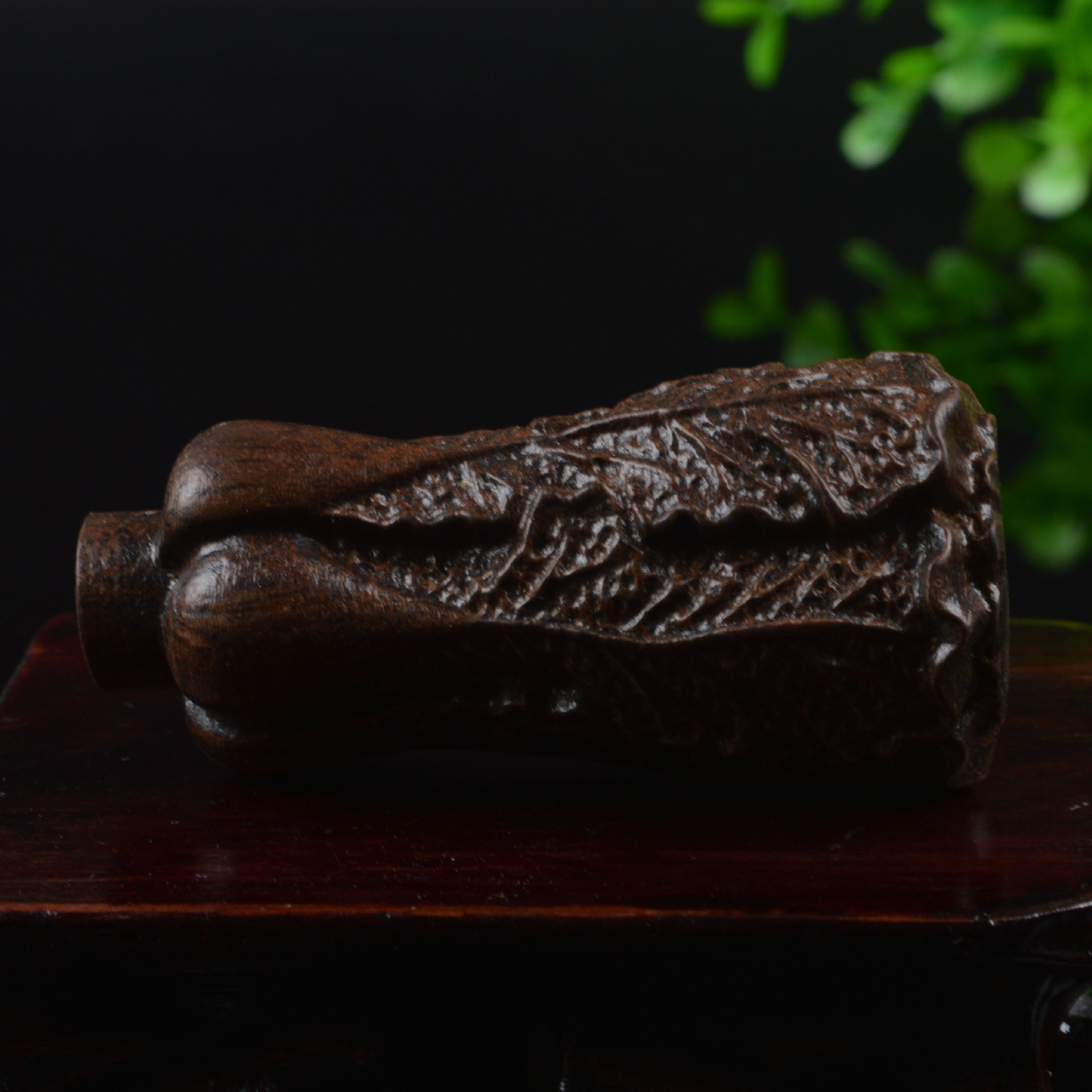 沉香木雕刻手把件百财(白菜)皮黑皮灰木把件 赶集地摊货源批发