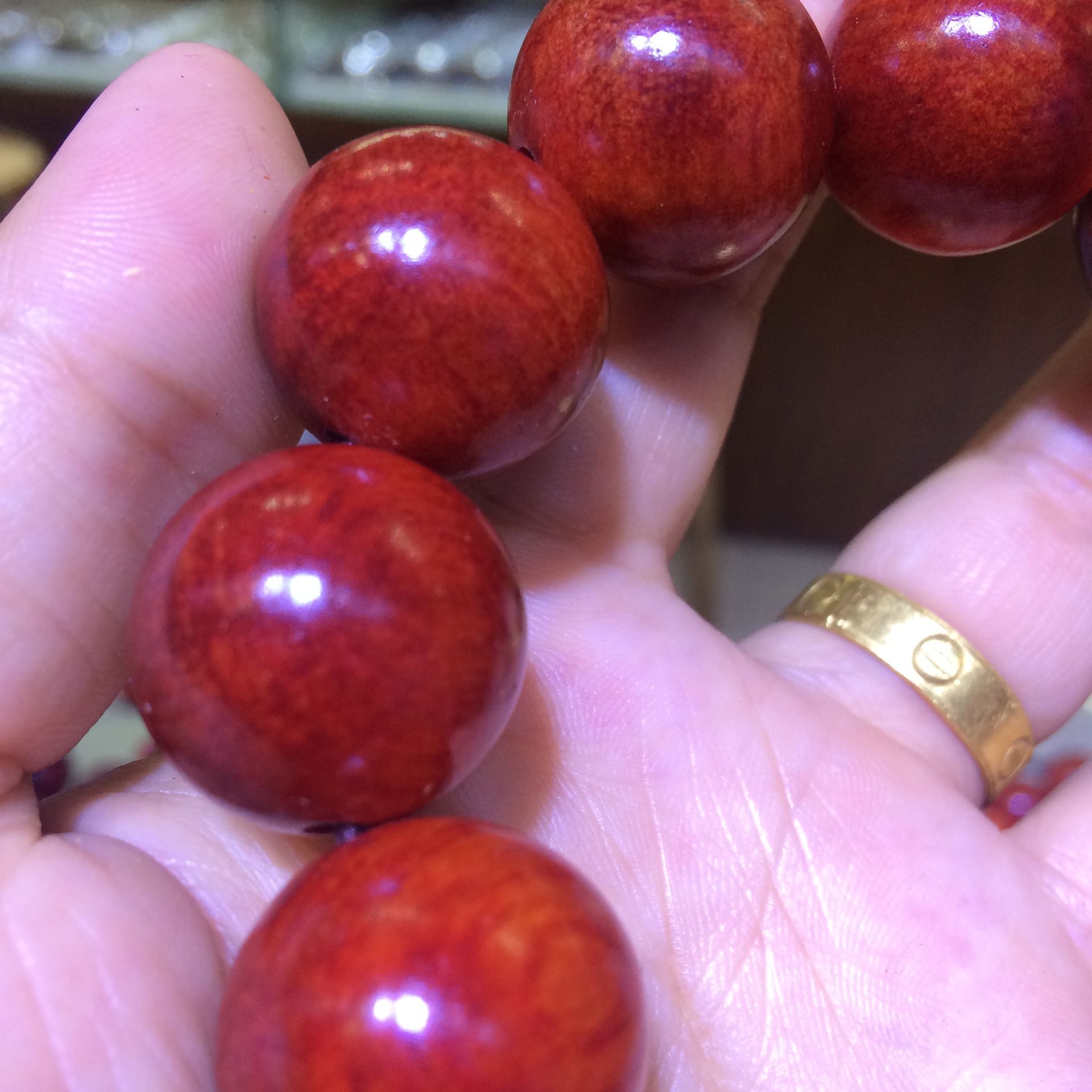 天然印尼血龙木手串,手链;半透厂家直销