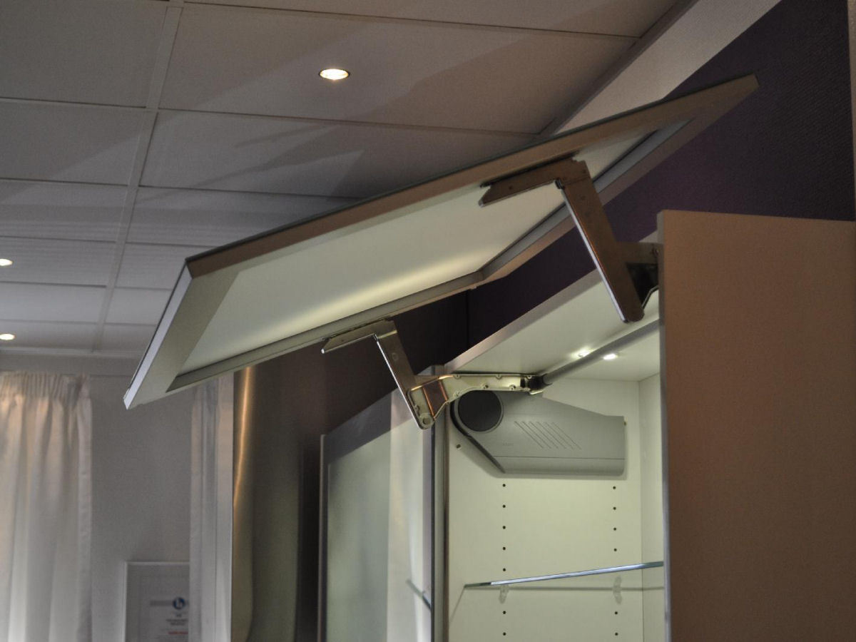 百隆上翻斜移门 aventos hs blum斜上翻门 进口斜移门