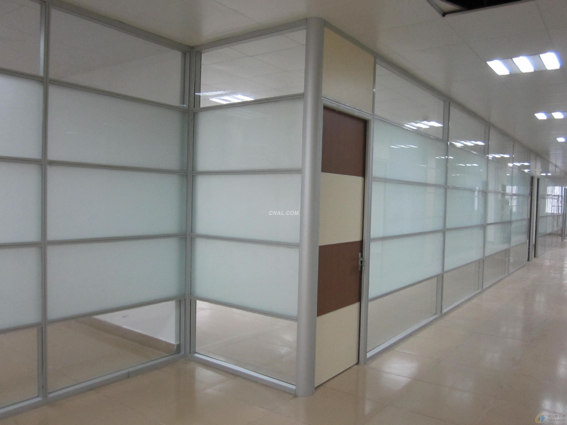 多分隔磨沙玻璃隔断