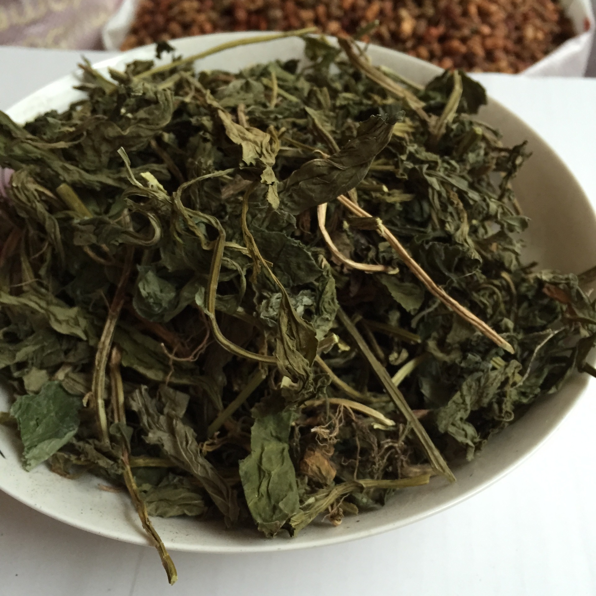 批发灵香草 灵草等香料火锅卤菜用的500克一袋香精草