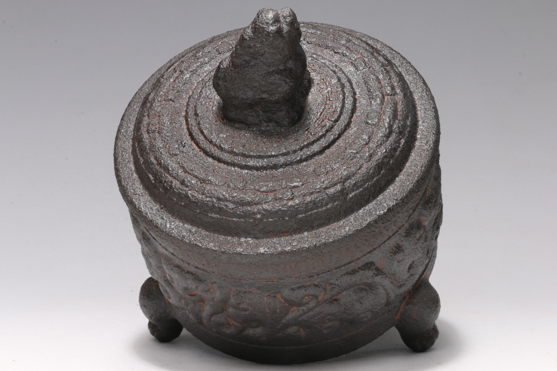 龙砂陶厂家直销密封罐存茶罐 储存罐定制logo三足鼎粗陶茶叶罐