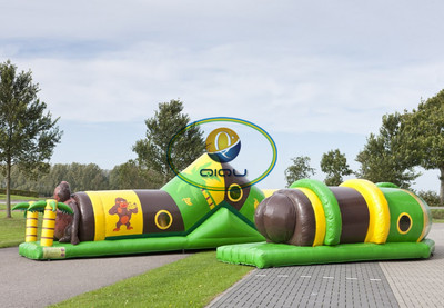 充气水上冲关儿童闯关 趣味运动会 水上游乐设备陆地攀岩过桥冲关