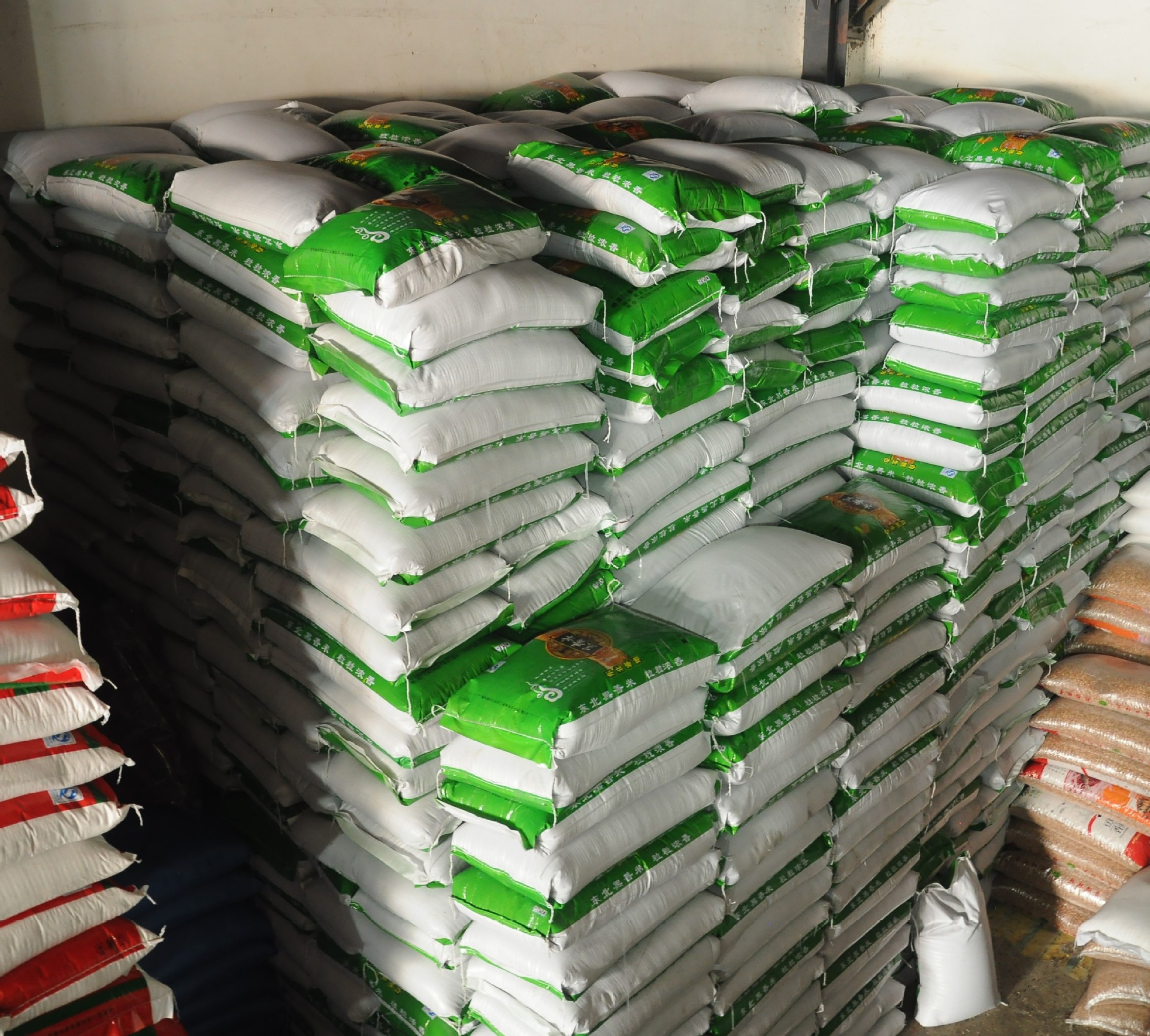 供应 黑米 五谷杂粮 五常大米 粗粮批发 黑香米 大米