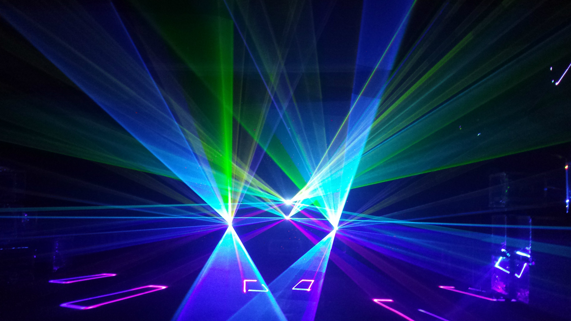 30瓦rgb全彩动画激光灯 酒吧舞台全彩激光 户外大功率演出激光灯