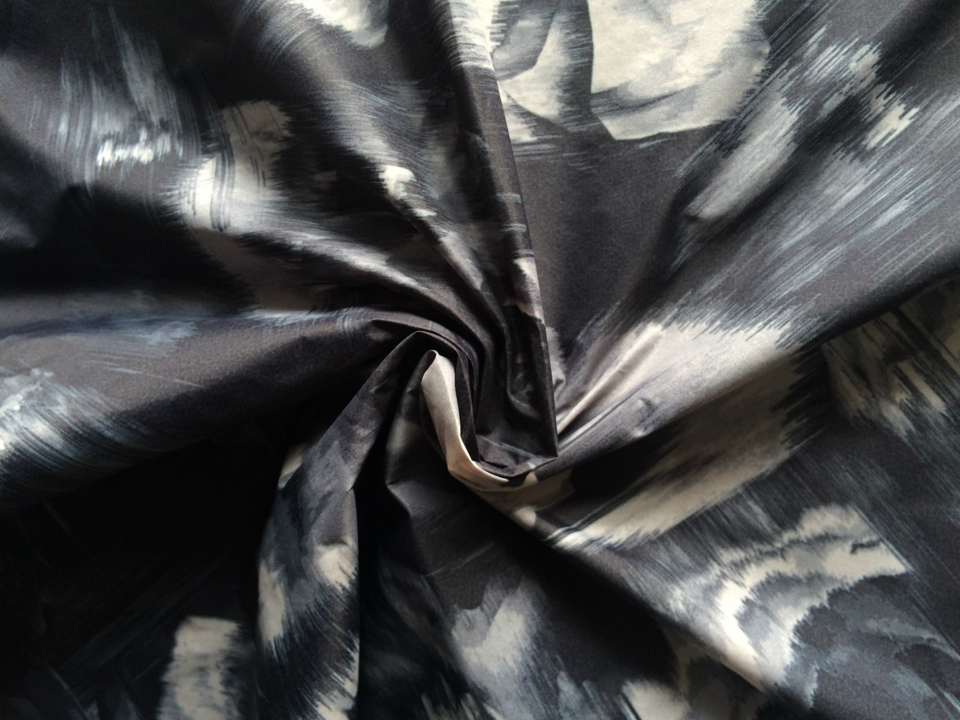 冷转移印花 尼丝纺面料 色牢度可达4级