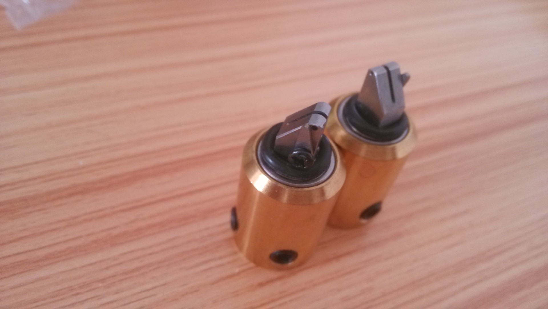 专业提供0.15厚保护片玻璃开料刀轮