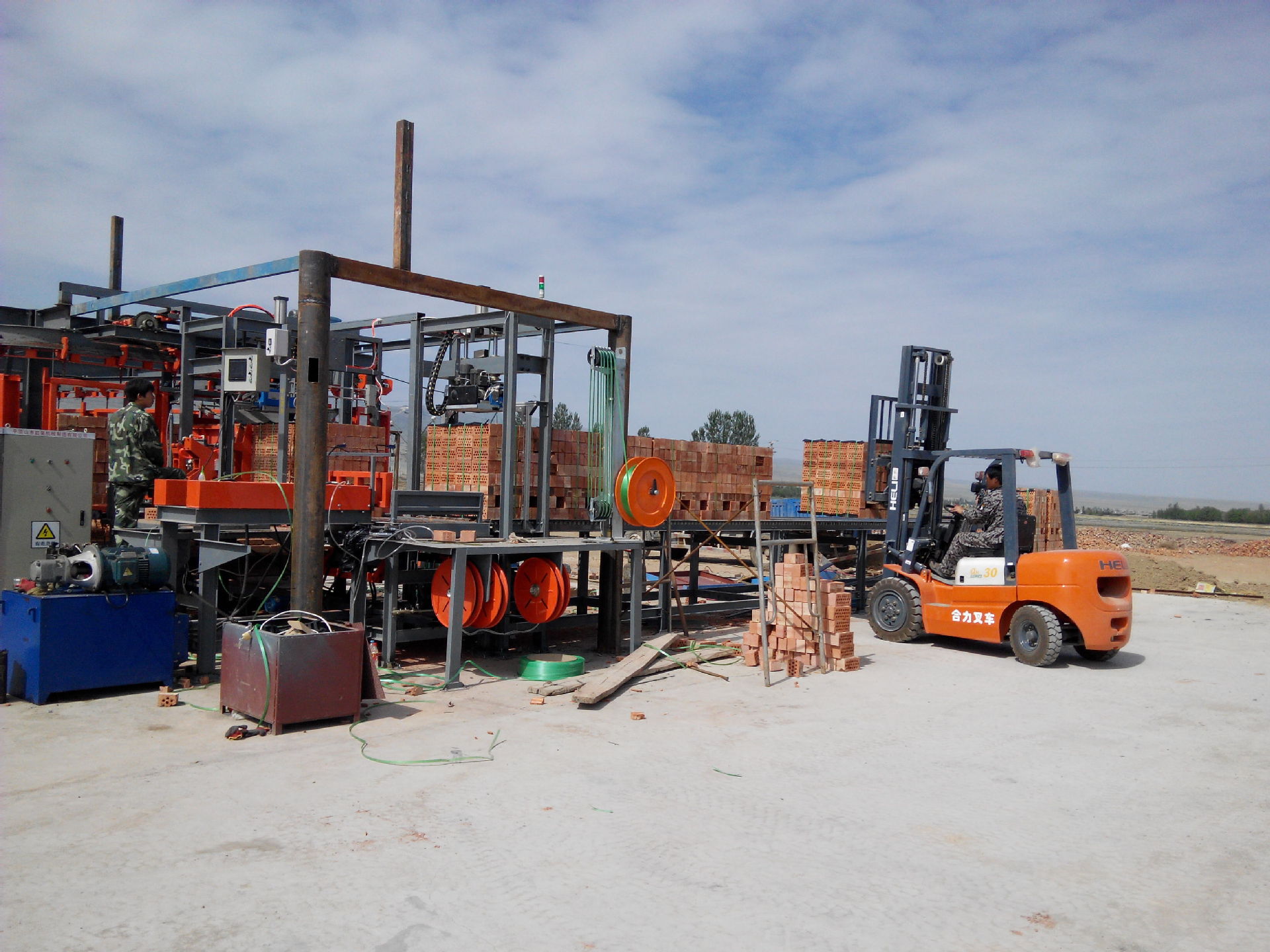 砖厂用 砖块打包机【采用德国进口打包头,可靠性高,故障率低】