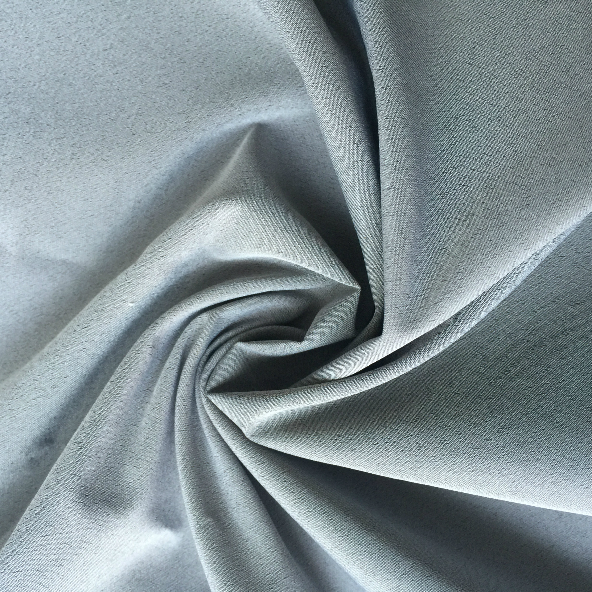 20d锦涤尼龙纬弹爽滑高档男装夹克羽绒休