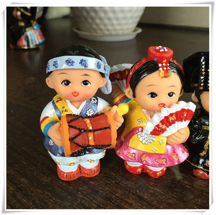 韩国工艺品创意礼物 特色纪念品娃娃 树脂人偶家居摆件大量批发