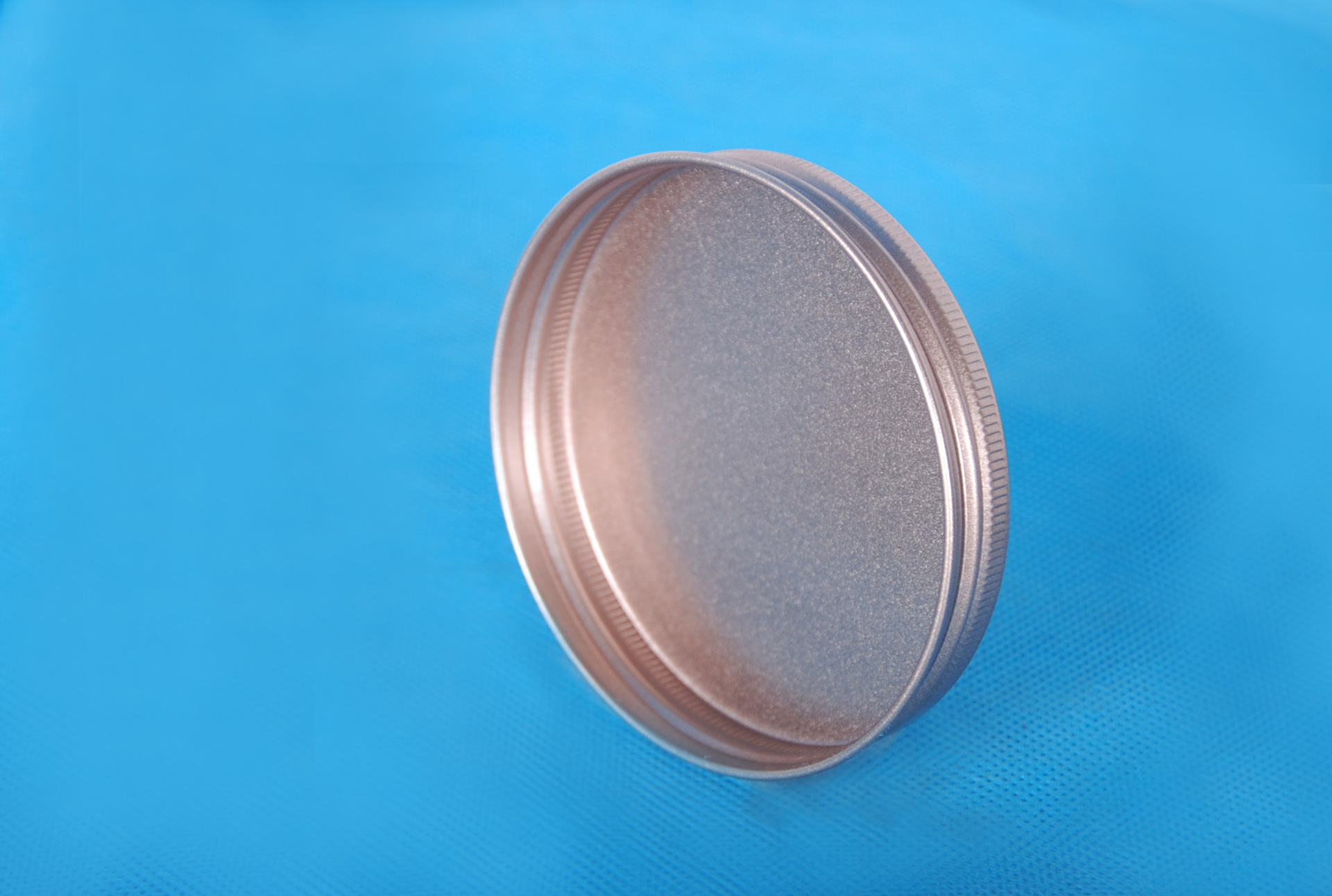 89*15砂金色螺纹盖,蜂蜜瓶盖,塑料瓶盖