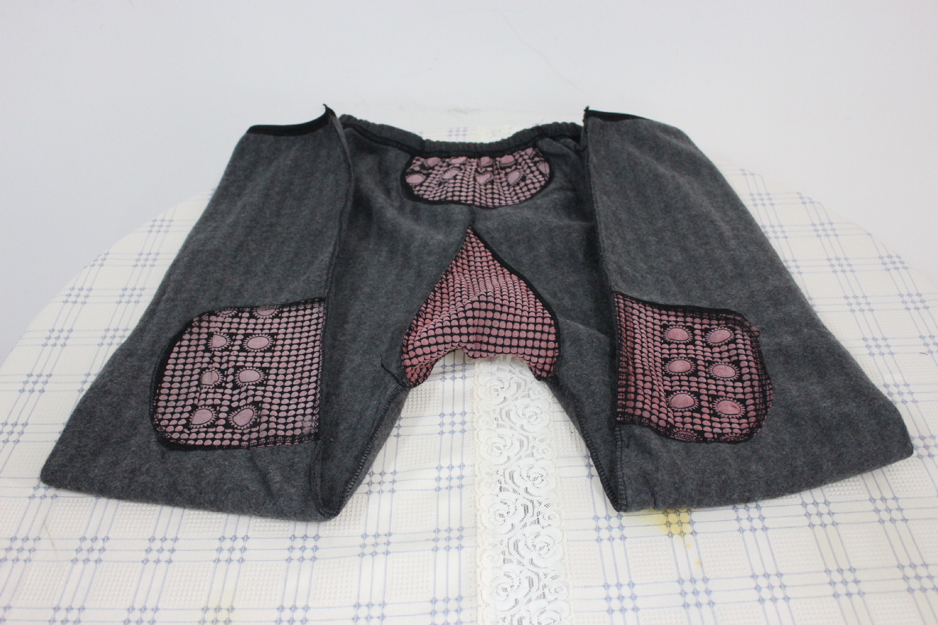 保险礼品 最新热卖会销礼品 冬季保暖内衣 藏密理疗服 老人到会礼