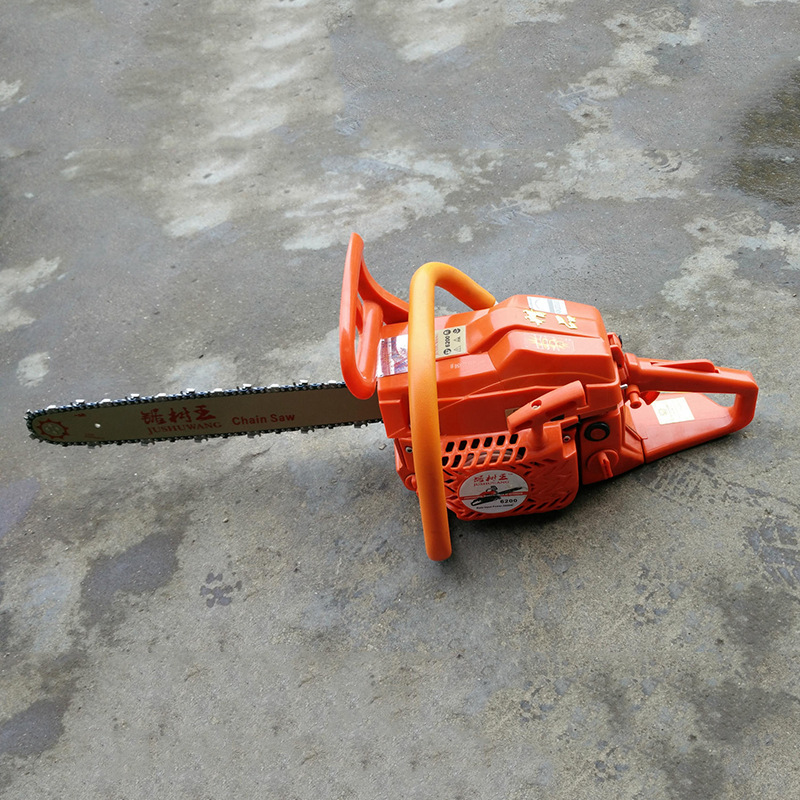 厂家直销油锯 伐木油锯 易启动大伐木油锯 园林绿化机械工具
