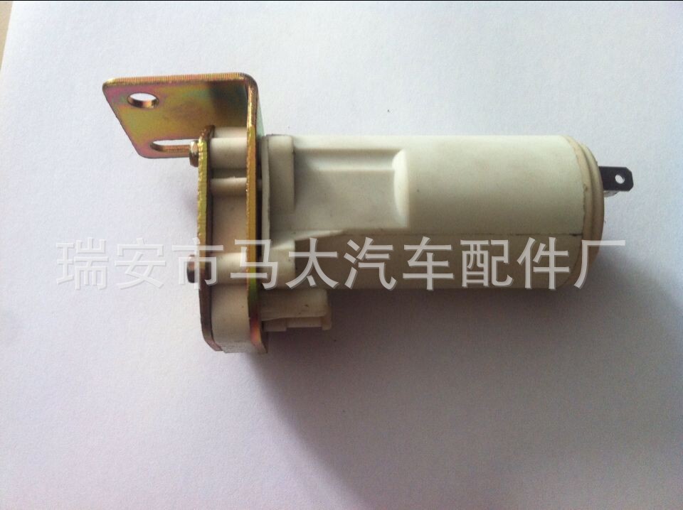 厂家供应汽车卡车喷水电机风窗洗涤电机重卡配件沃尔沃卡车图片_41