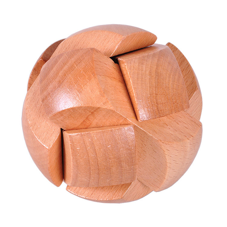 木制成人古典智力玩具孔明锁鲁班锁足球锁榉木