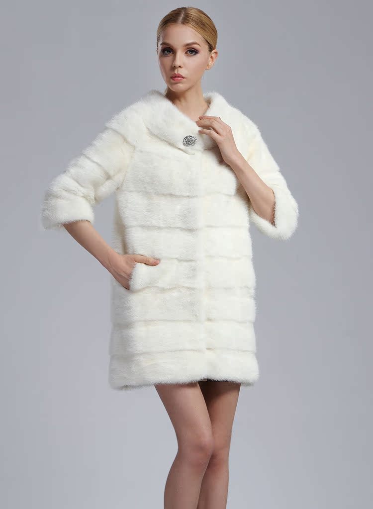 丹麦水貂皮草女外套白色中长款整貂横排双领