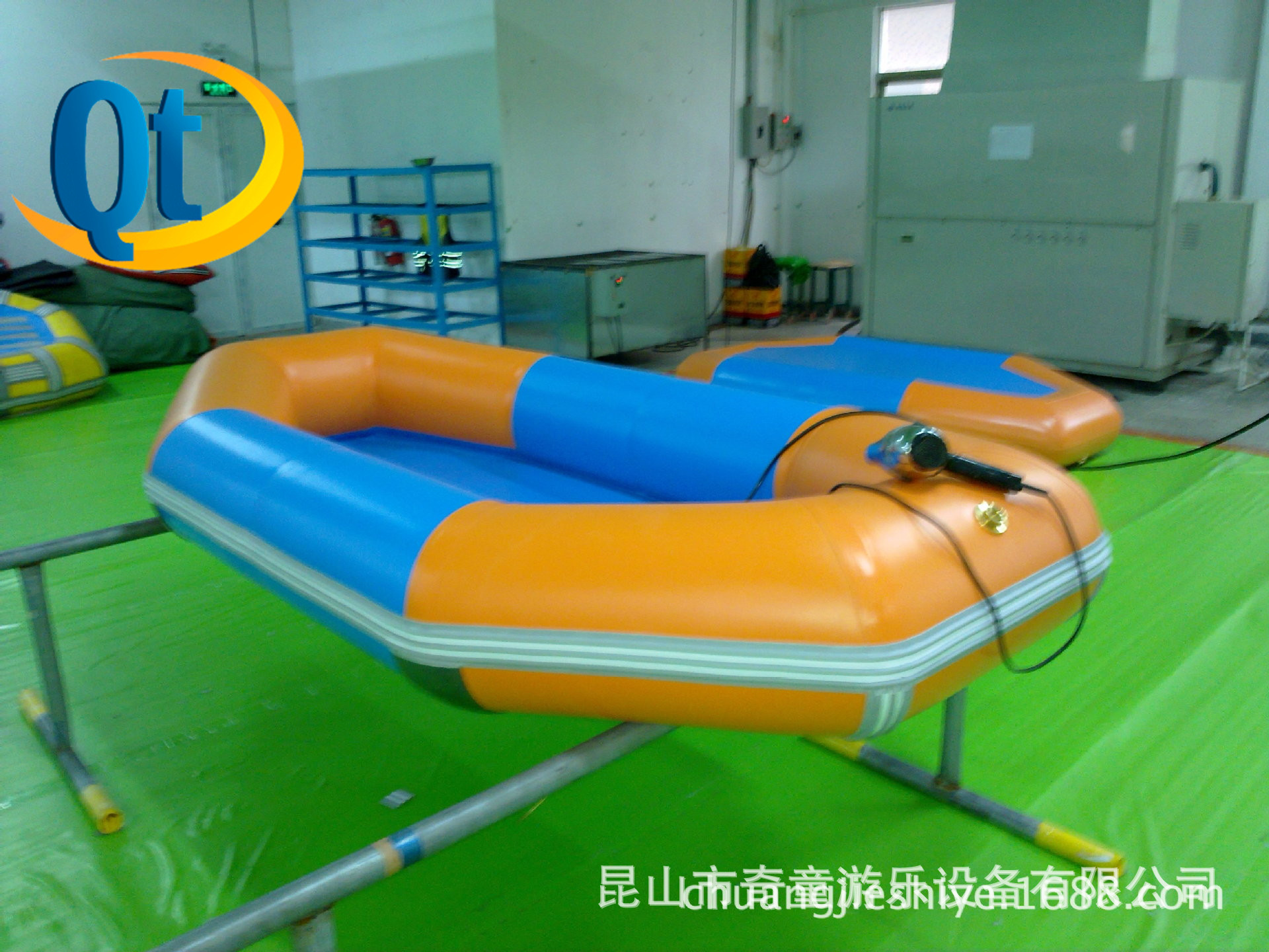 1121907334_240862295