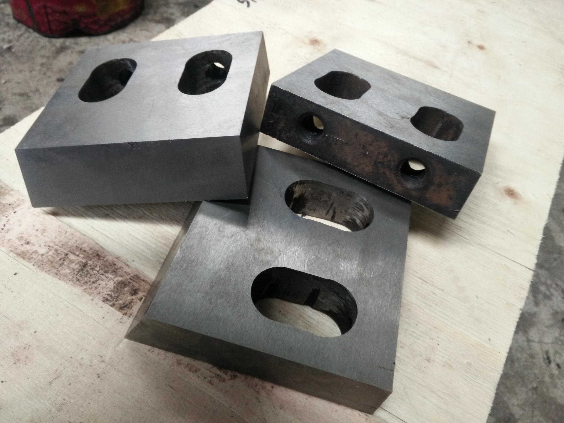 供应优质化纤机团粒机优质