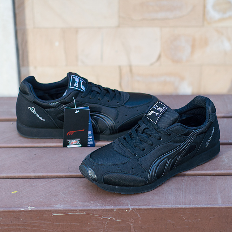 黑色a2711b多维跑步鞋迷彩休闲跑鞋运动鞋男鞋军特训军鞋一件带发