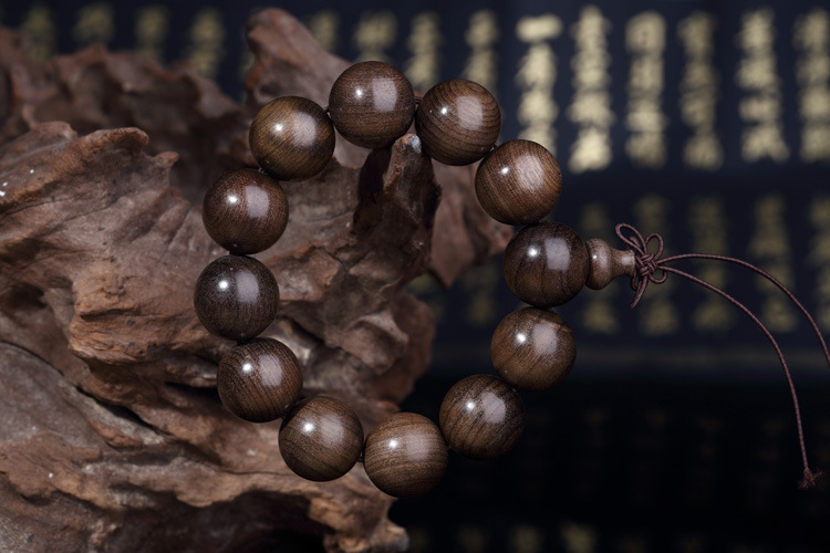 阴沉木四川金丝楠木手串乌木手串 猫眼绿料木质佛珠