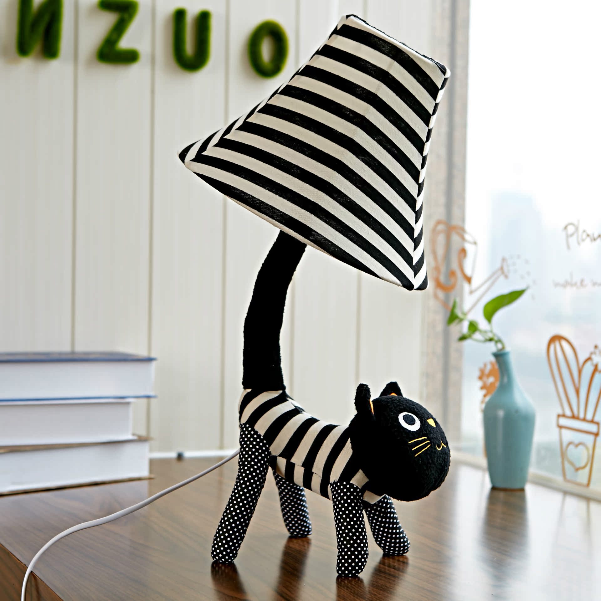 好格极 动物尾巴布艺台灯 床头灯 装饰台灯 卧室桌面小夜灯创意