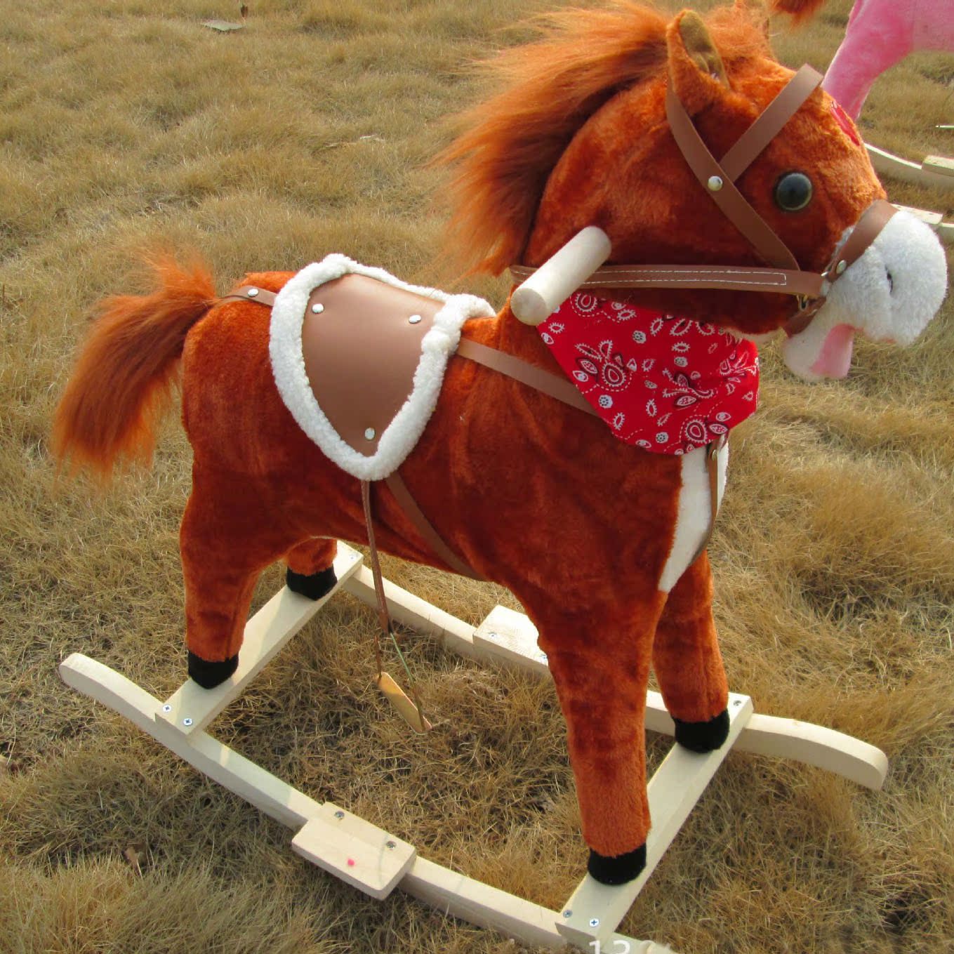 a厂家直供毛绒玩具大号音乐电动儿童玩具木马摇摇马临沂玩具