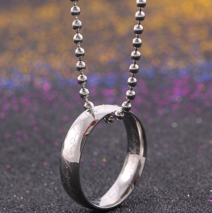 欧美影视字母吊坠项链 金色银色戒指皮绳项链饰品 地摊货源批发