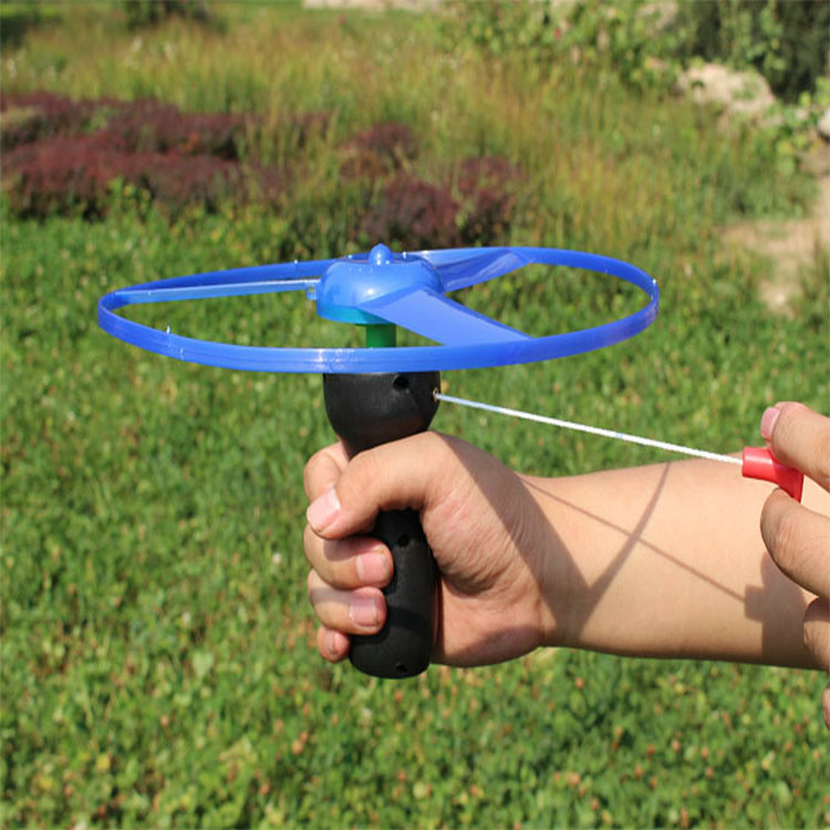 拉线飞碟 发光飞碟 ufo大号飞盘 拉线儿童闪光玩具 地摊玩具批发