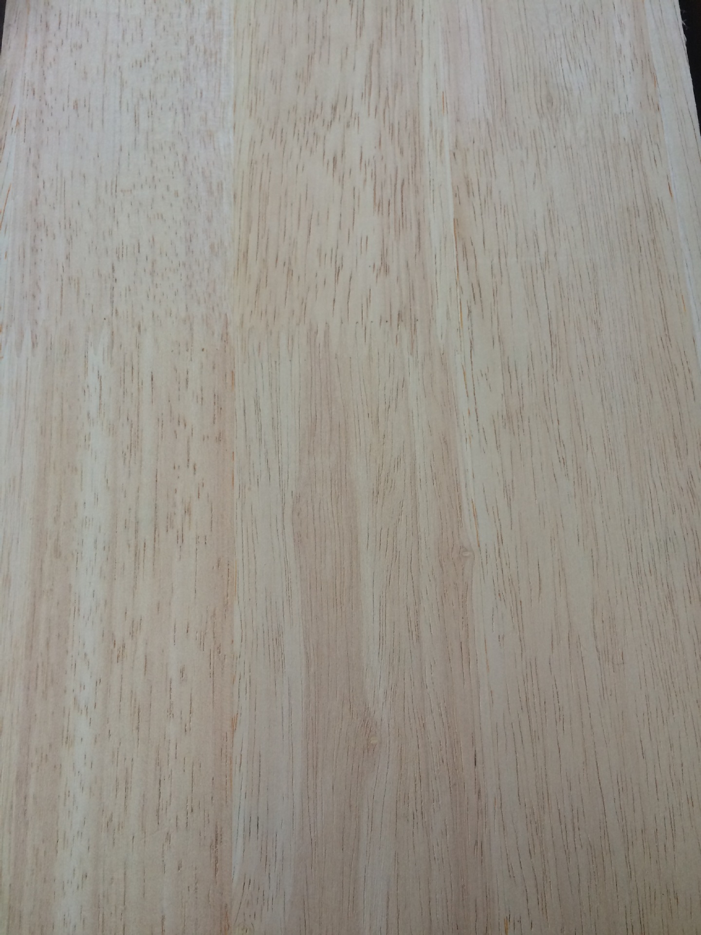 厂家大量供应橡胶木指接板 aa14mm 装修橡木板 木材板.