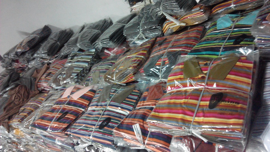 中国尾货网 批发服装 库存品牌男装翻领体恤 夏季短袖男式t恤