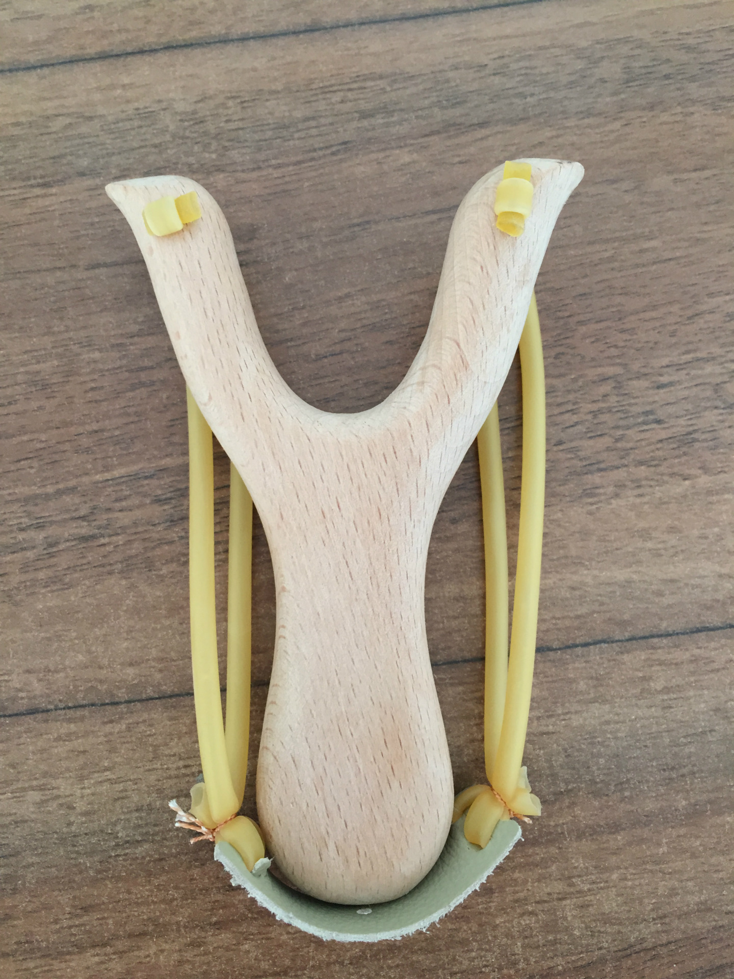 厂家专业批发木质弹弓 工艺品弹弓 白色经典款榉木弹弓玩具