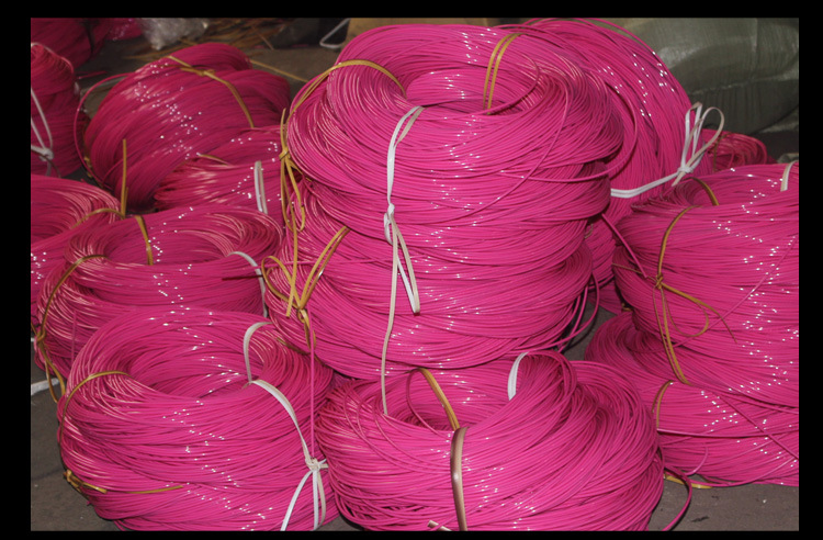 生产塑料藤条粉乱编藤条pe藤户外家具专用藤条仿真藤条