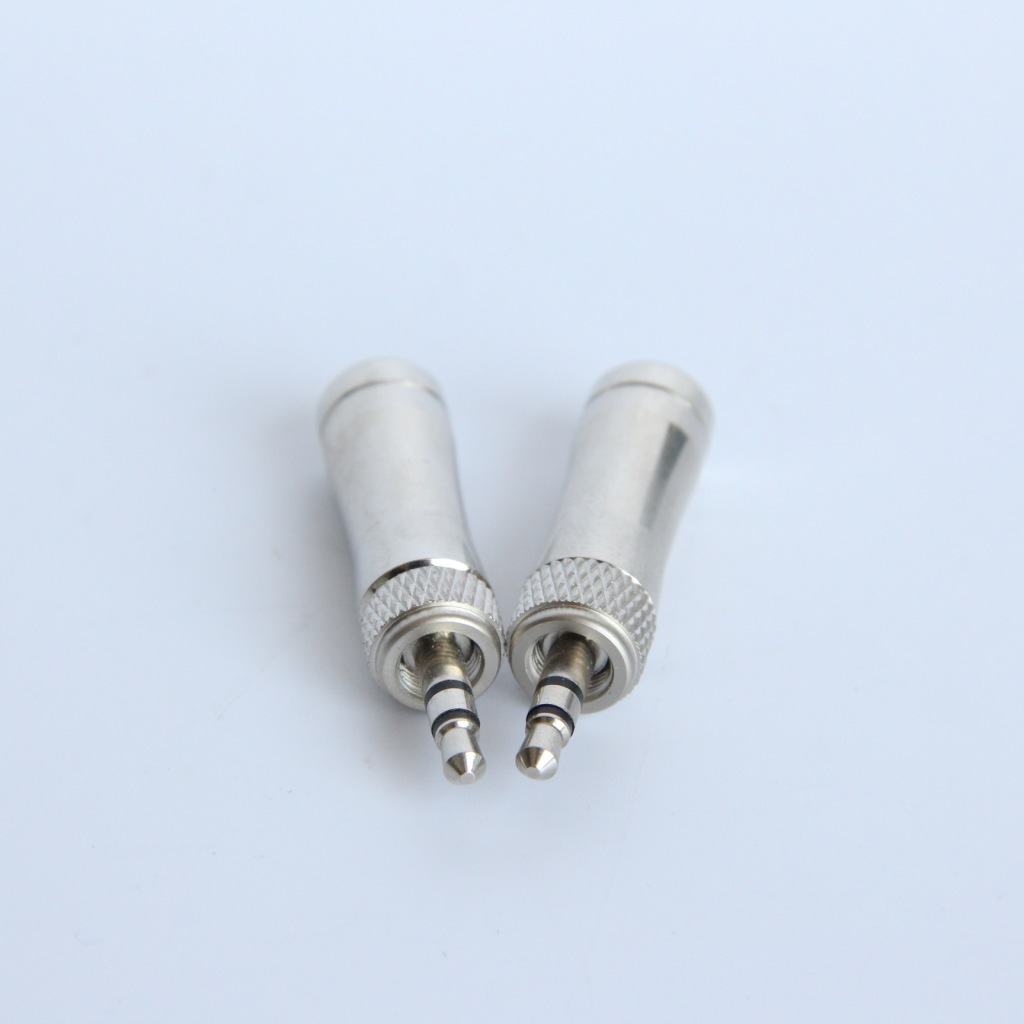 3.5立体声耳机插头 xlr 可接线插头 汽车音响3.5双声道插头批发