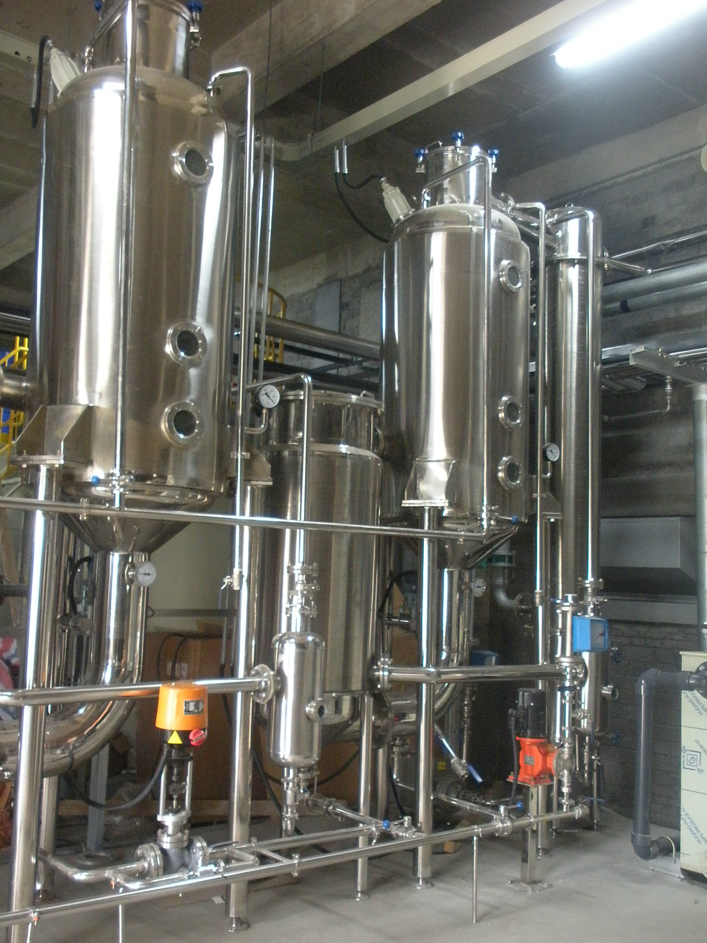 强制循环蒸发器 三效外循环蒸发器 外循环负压低温蒸发器