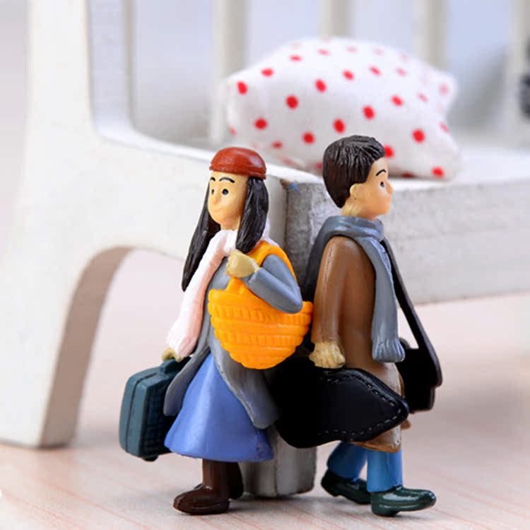 苔藓微景观装饰小摆件 向左走向右走男孩女孩 树脂工艺品