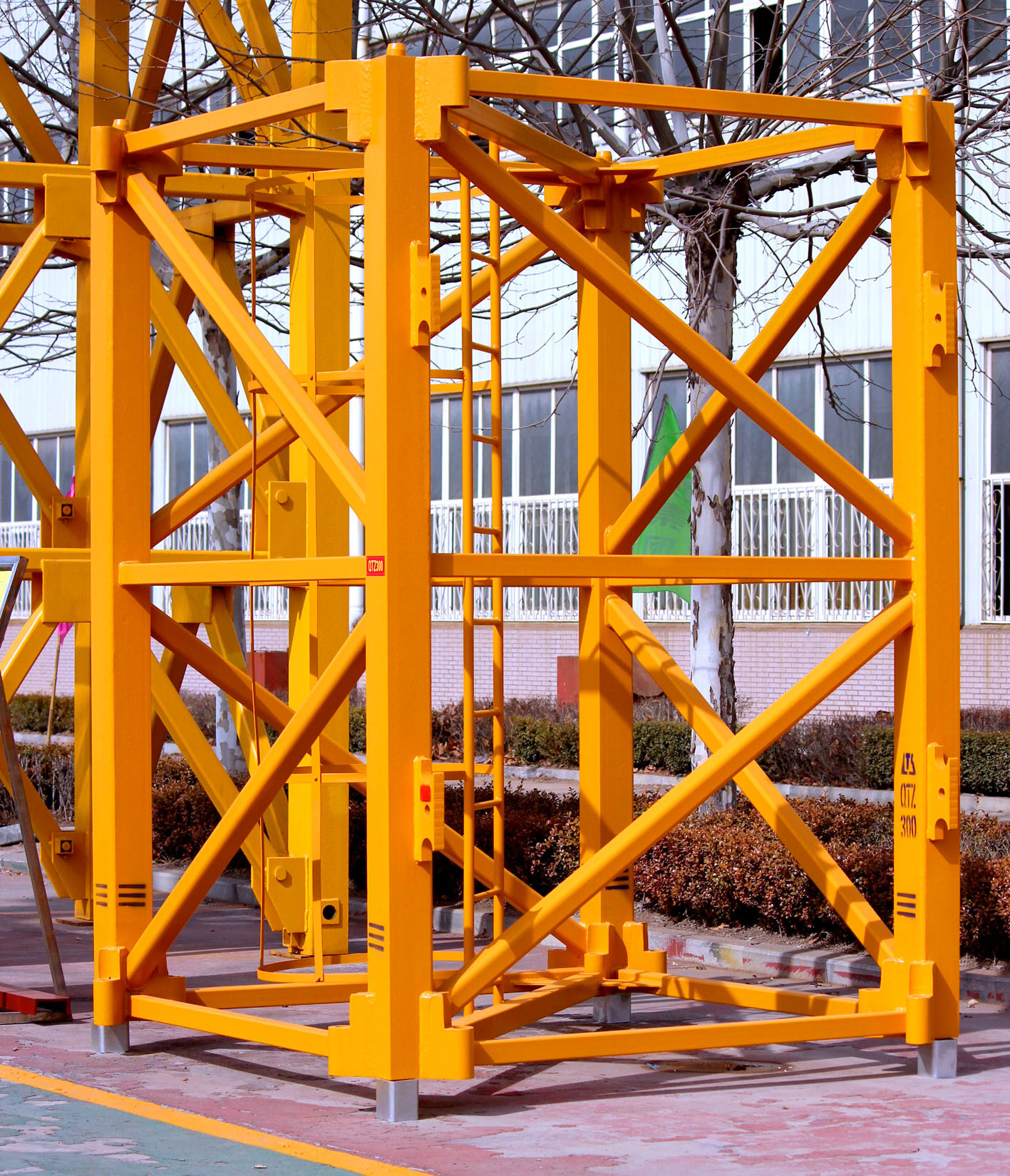 qtz315 (7035) 塔机 16吨变频塔机 日本安川变频器塔机 315塔机