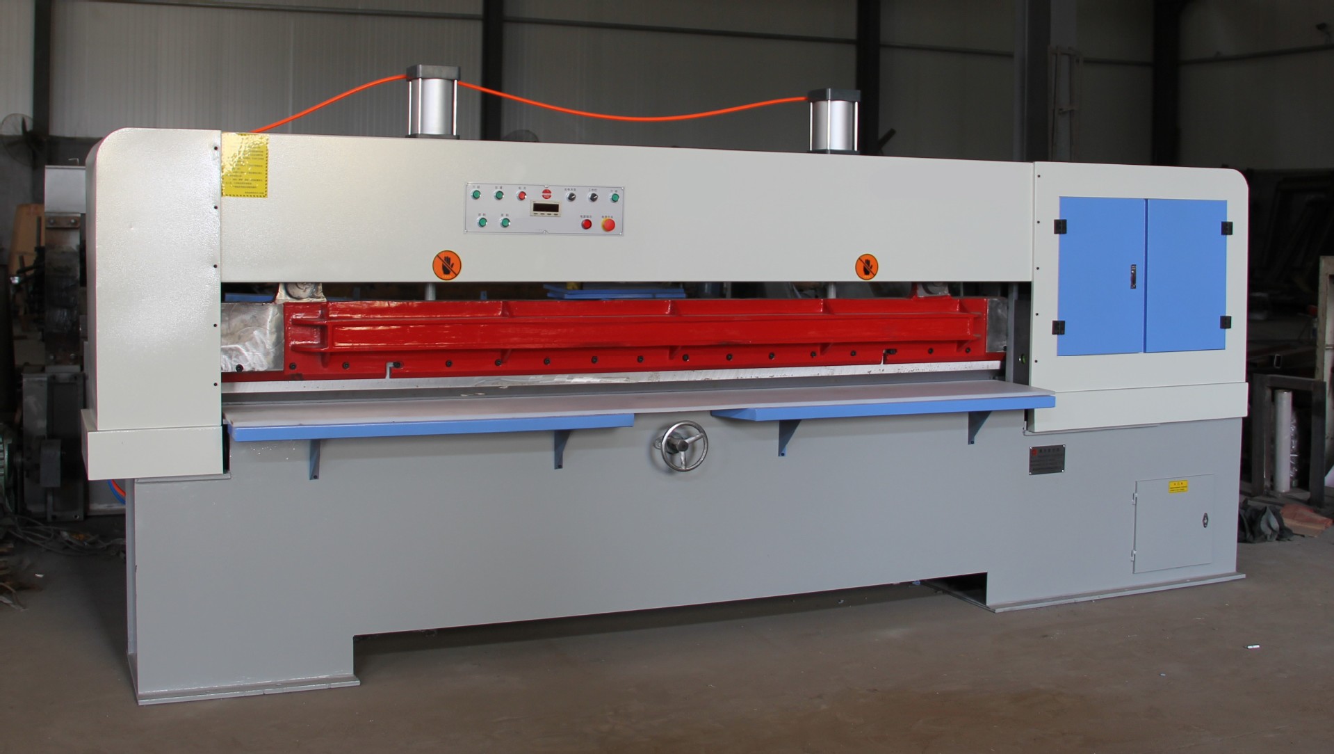 mjb3200液压薄木剪切机