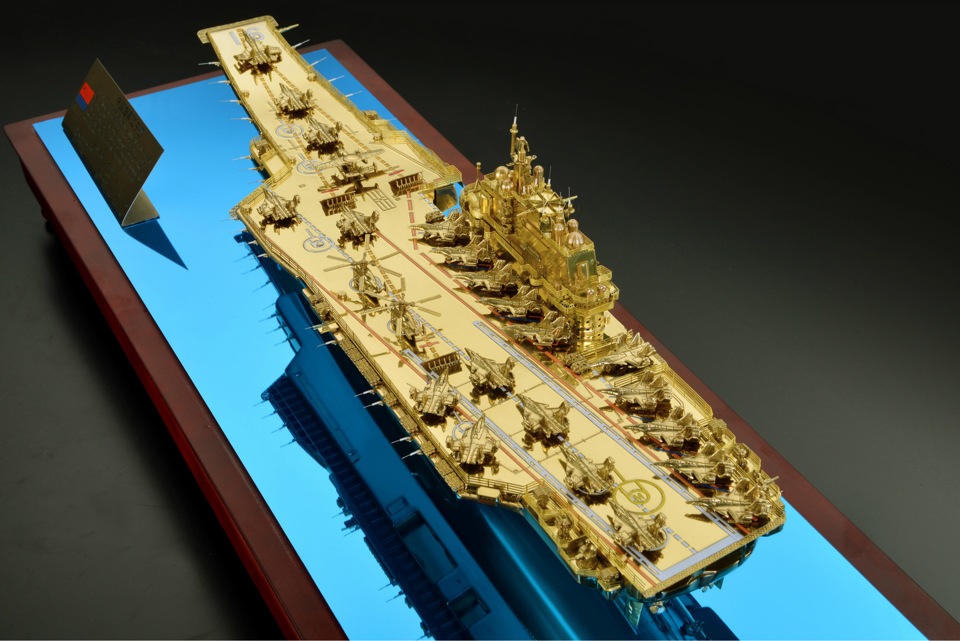 中国海军辽宁舰模型 80cm纯铜航母