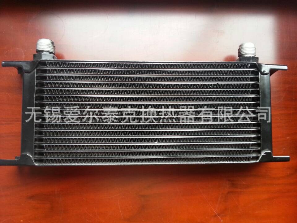 供应定制车用层叠式油冷器油散热器变速箱油散热器