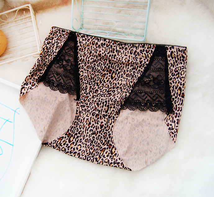 冰丝无痕内裤 三角裤 女士内裤透气 蕾丝