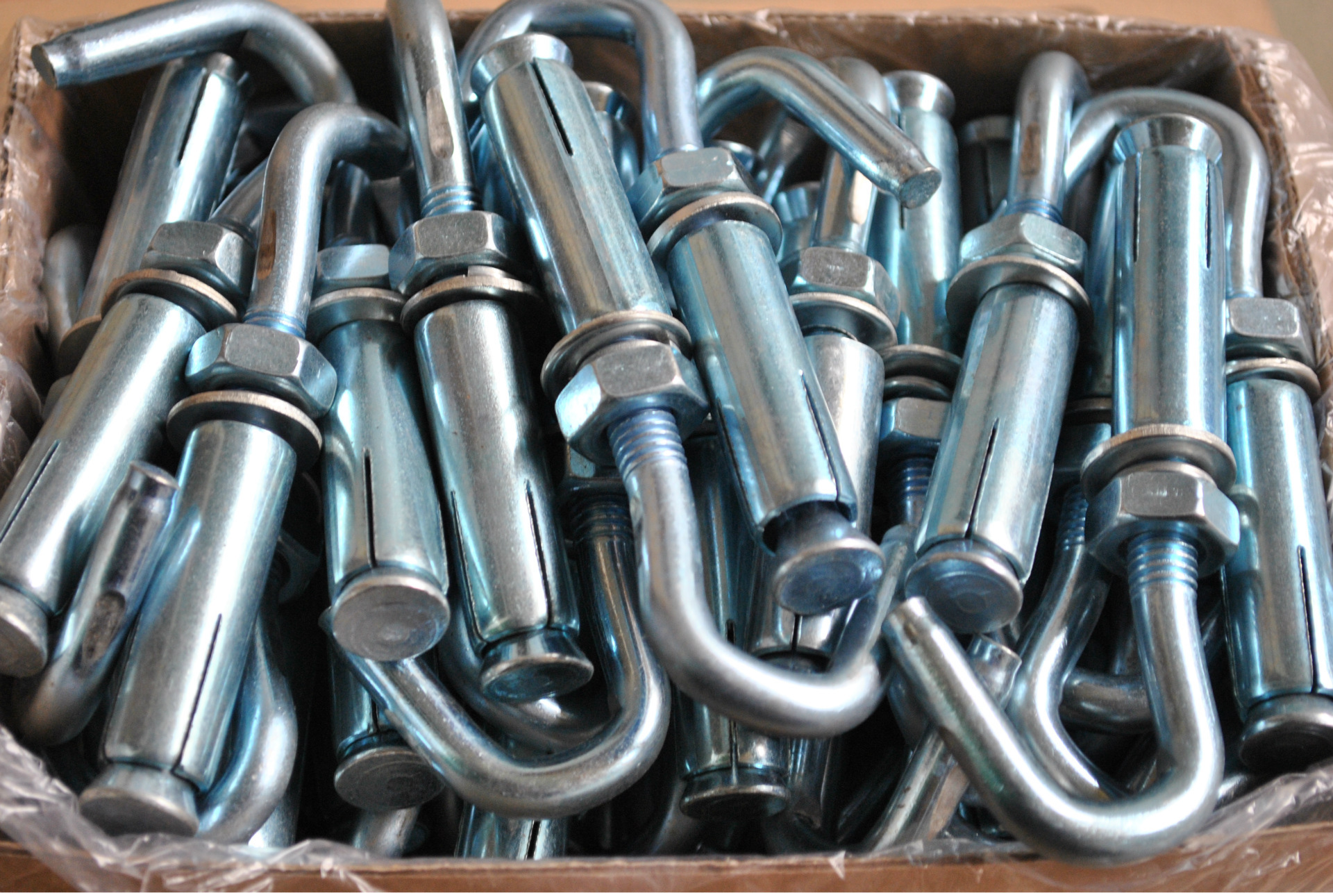 厂家直销膨胀钩 带钩膨胀螺丝 外膨胀钩 膨胀螺栓 m6-1.