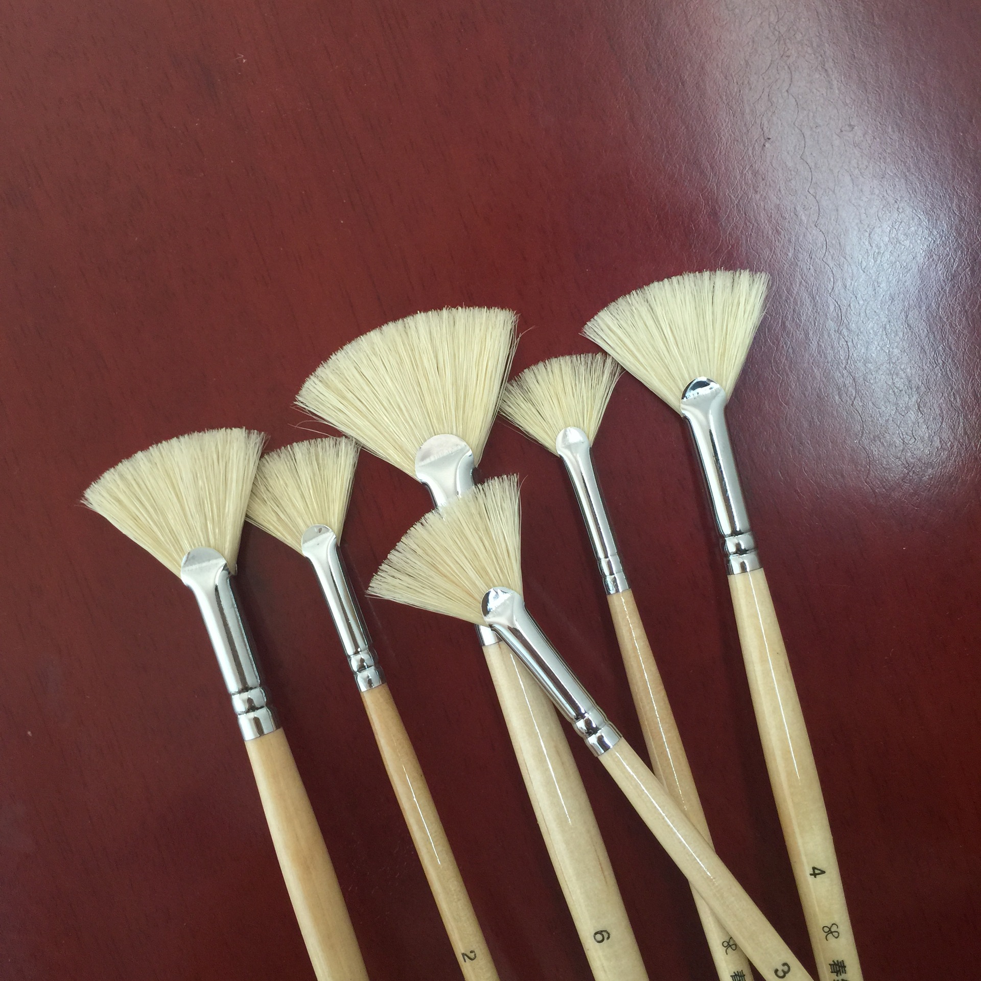 考试荐 春红云飞 6支套装猪鬃毛 水粉扇形笔 油画笔 美术用品批发