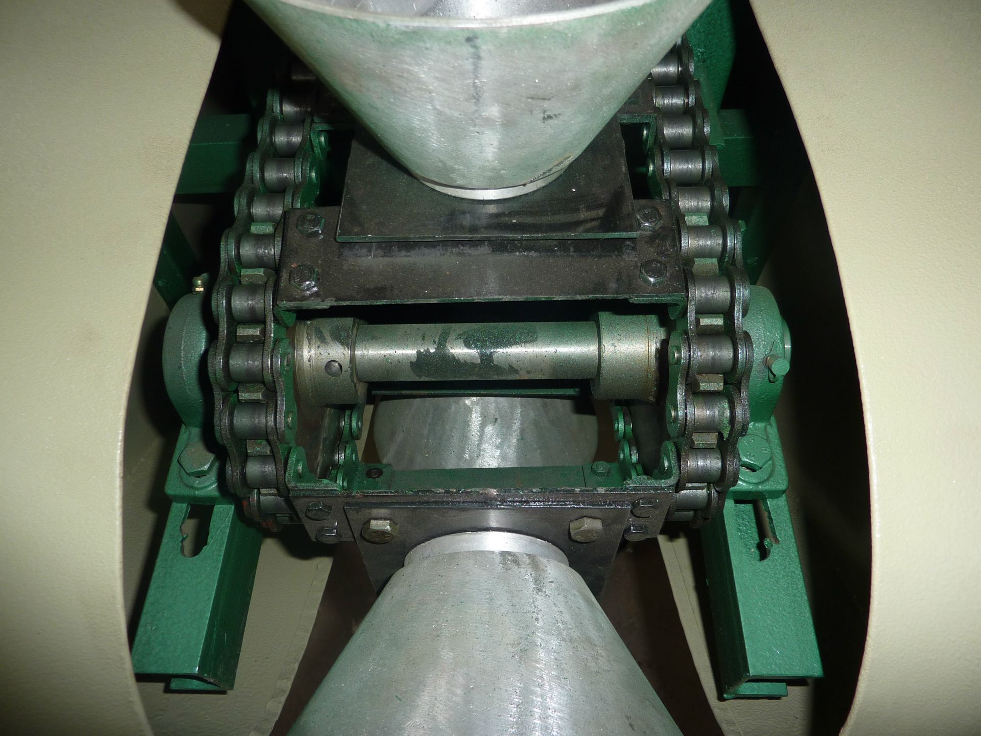 tzd型筒子纱倒角机厂家找伟晟机械质量有保障可按